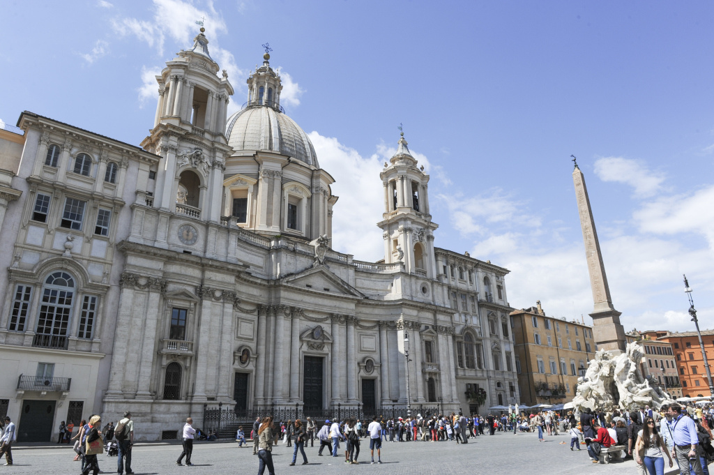 Die Kirche Sant'Agnese in Agone an der Piazza Navona in Rom. (Foto: KNA)