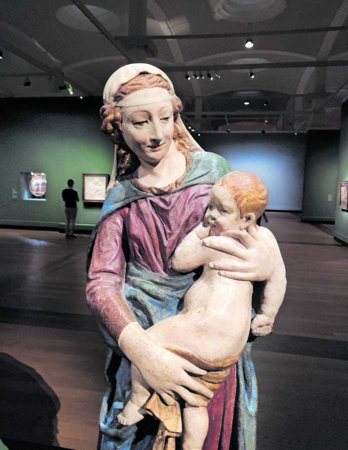 Ob als Relief, Skulptur oder Gemälde: Die Madonna mit dem Jesuskind prägt die Donatello-Sonderausstellung in Berlin wie nichts anderes. (Foto: Thiede)