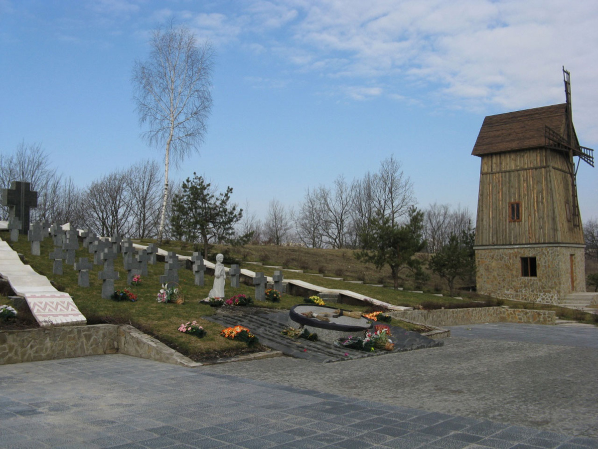 Monumente, wie im ukrainischen Obukhov, erinnern an die Opfer des Holodomor. (Foto: gem)