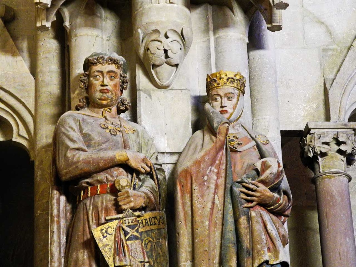 Im Sommer wird der Naumburger Dom vielleicht zum Weltkulturerbe erklärt. Ein Grund dafür ist der frühgotische Westchor mit den Stifterfiguren Uta und Ekkehard. (Foto: Wiegand)