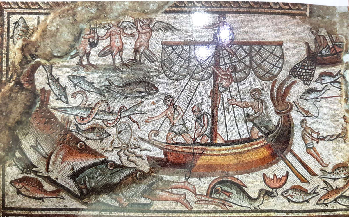 Das Mosaik zeigt die Geschichte von Jona und dem Wal. (Foto: Jim Haberman/CC BY-SA 4.0 (https://creativecommons.org/licenses/by-sa/4.0))