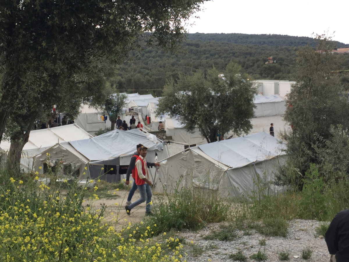 Das Gelände des Flüchtlingslagers Moria auf der Insel Lesbos im Mai 2019. (Foto: KNA)
