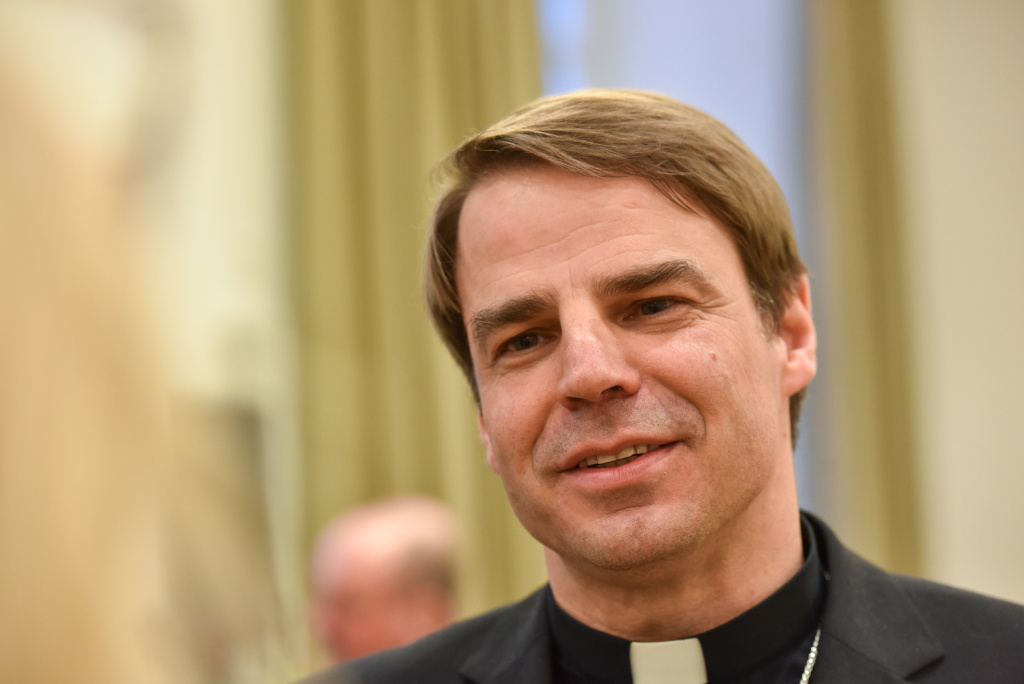 Bischof Stefan Oster. (Foto: KNA)