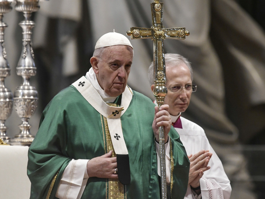 Papst Franziskus feiert die Messe zum ersten "Wort-Gottes-Sonntag" am 26. Januar 2020 im Petersdom im Vatikan. (Foto: KNA)