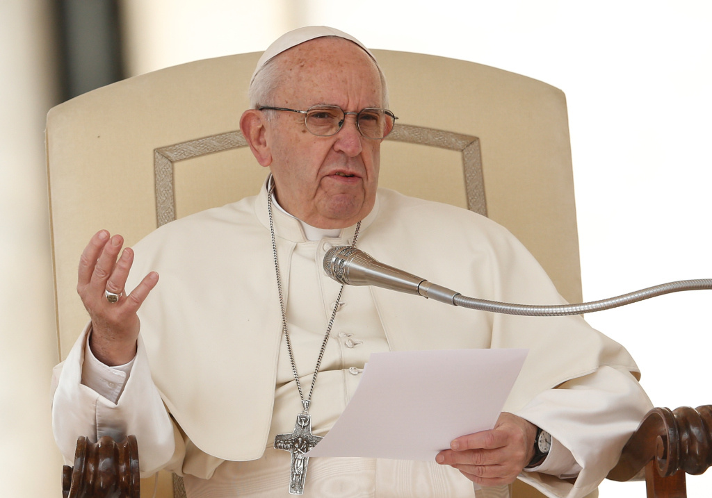 Papst Franziskus spricht. (Foto: KNA)