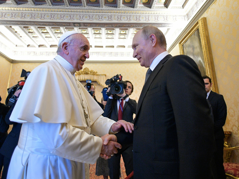 Papst Franziskus empfängt Wladimir Putin, Staatspräsident der Russischen Föderation, am 4. Juli 2019 im Vatikan. (Foto: KNA)