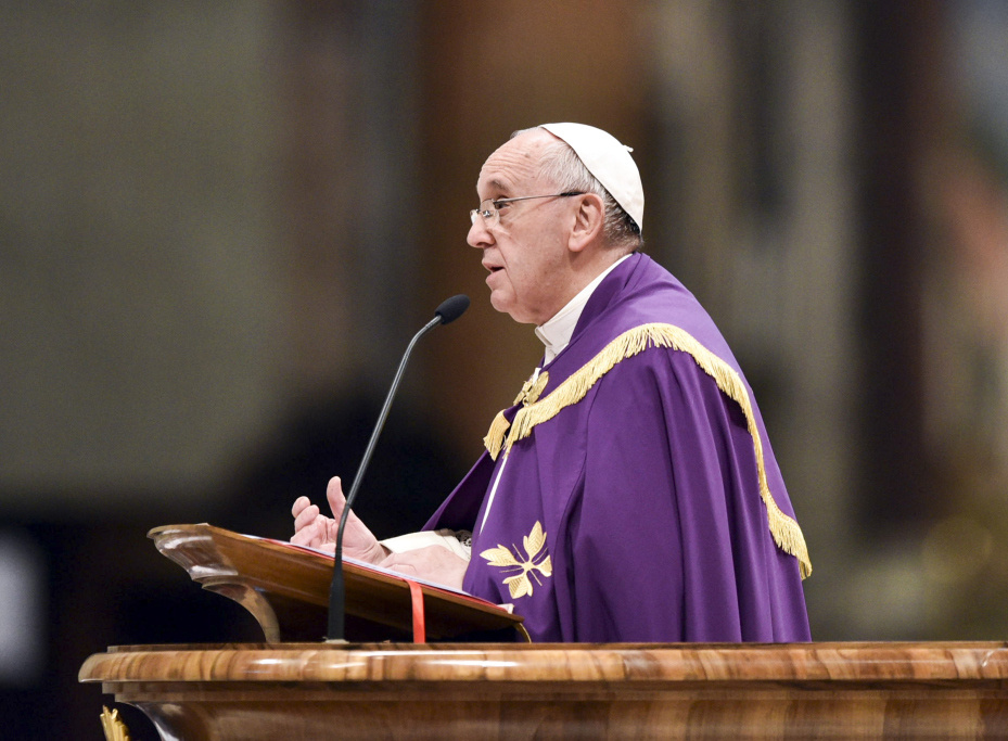 Papst Franziskus beim Bußgottesdienst im Petersdom am 13. März 2015. (Archivfoto: KNA)
