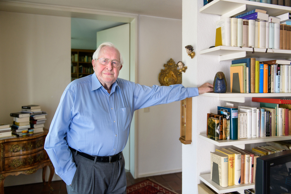 Der CDU-Politiker und ehemalige ZdK-Präsident Bernhard Vogel in seinem Haus in Speyer. (Foto: KNA)