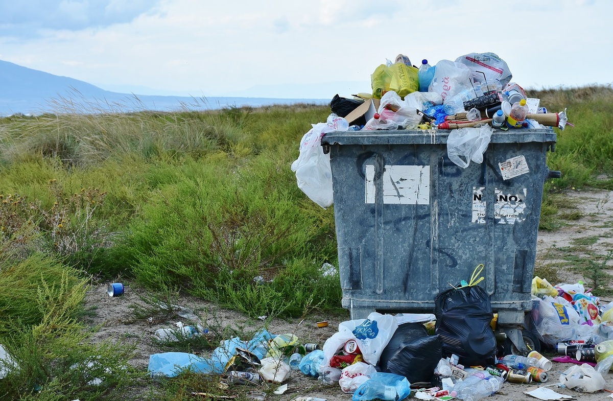 Recycling im In- und Ausland: Künftig soll nur noch sortierter, wiederverwertbarer Plastikmüll gehandelt werden. (Foto: gem)