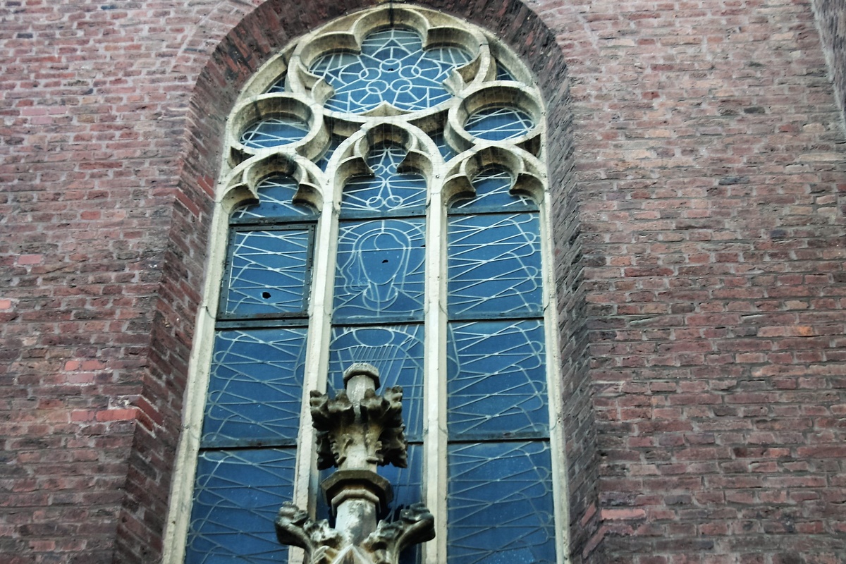 Unbekannte schießen auf Kirche bei Aachen (Mittwoch, 08. August 2018 09:30:00)