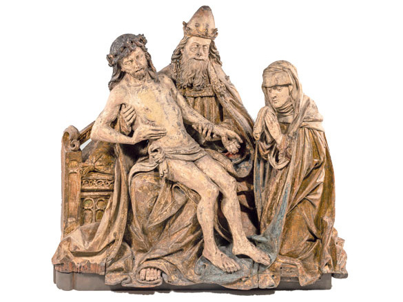 Trinitarische  Pietà mit Maria als Fürbitterin. Zirbelkiefer mit großflächigen Resten von Originalpoly­chromie, um 1510. Foto: Anne Gold