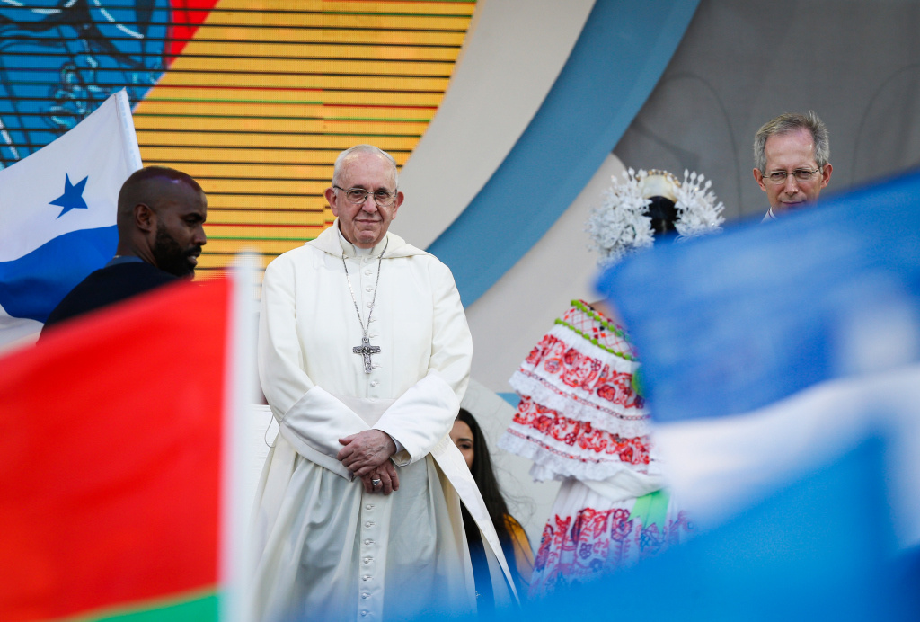 Papst Franziskus bei der Willkommensfeier auf dem Feld Maria Antigua. (Foto: KNA)